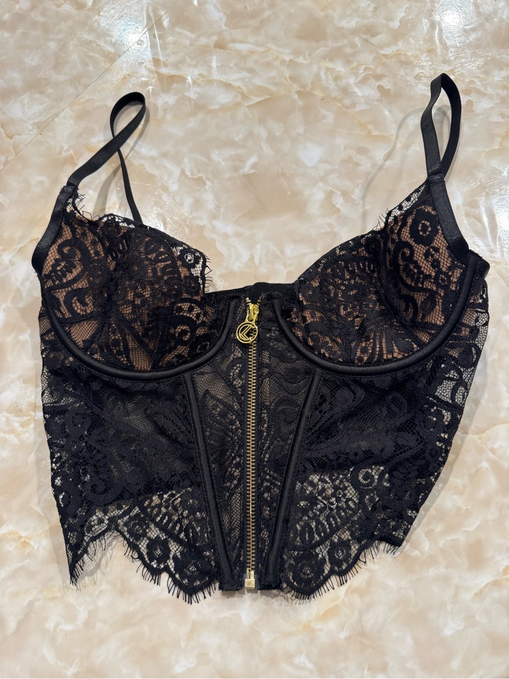 Black lace corset sz small